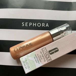 Clinique Up-lighting Liquid Illuminator Natural